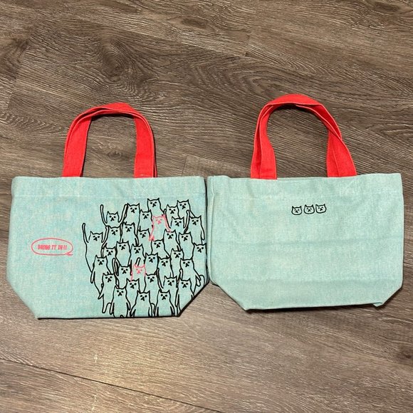 Loop Kitten Cat Tote Bag ❘ Travel Bag ❘ Causal Bag ❘ 2-Handle Bag ❘ Animal Print - Picture 3 of 5